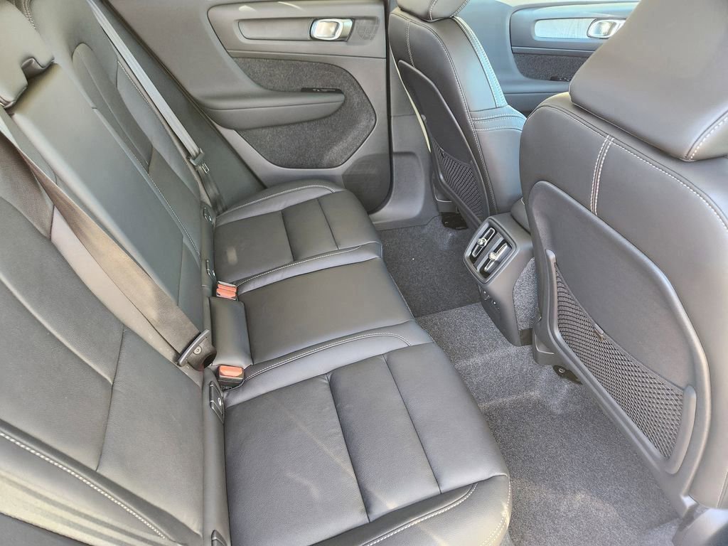 New 2026 Volvo XC40 B5 Plus w/ Protection Package Premier image 21