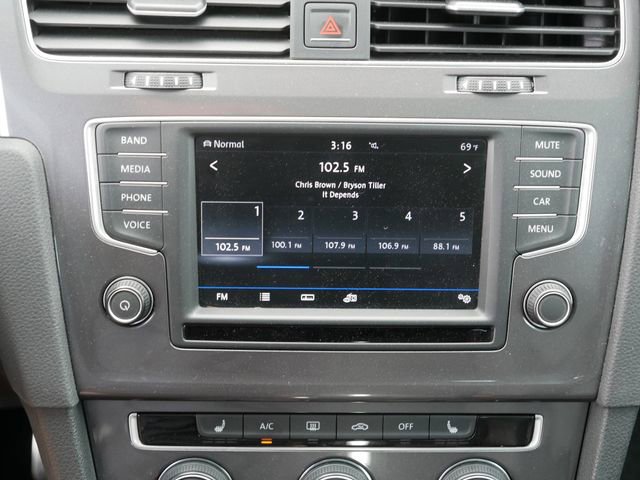 Used 2017 Volkswagen Golf Alltrack SEL image 32