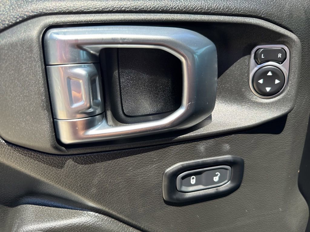 Used 2024 Jeep Gladiator Sport AWD/4WD image 25