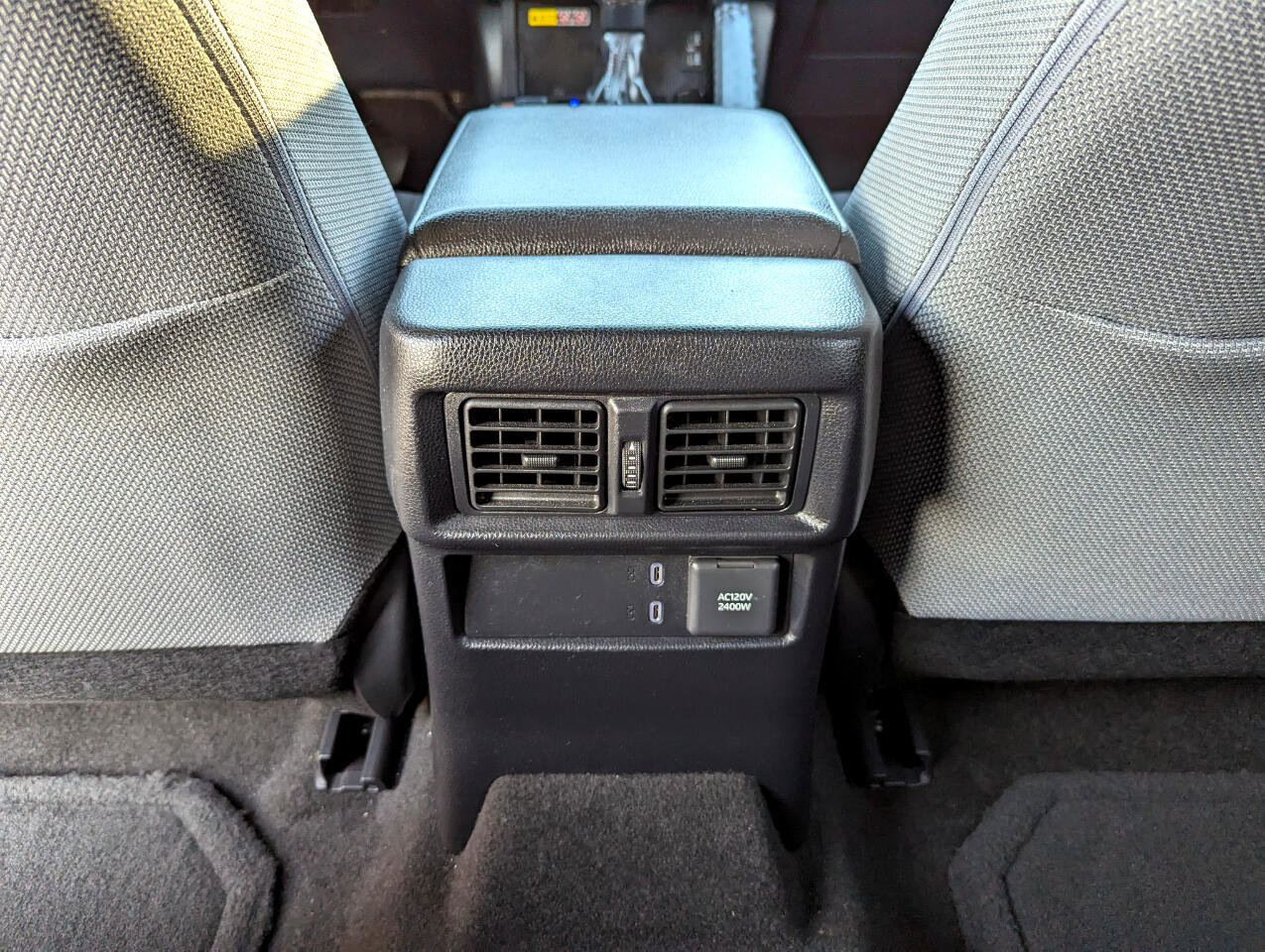 Used 2025 Toyota 4Runner TRD Off-Road image 38