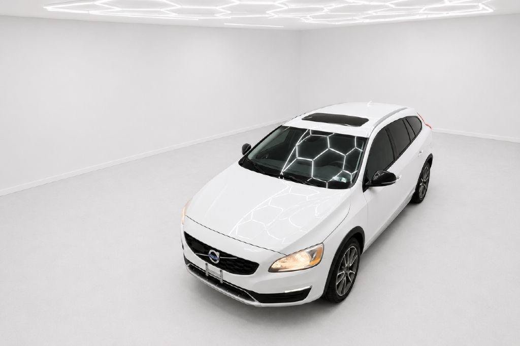 Used 2017 Volvo V60 T5 Cross Country w/ Convenience Package AWD/4WD image 34