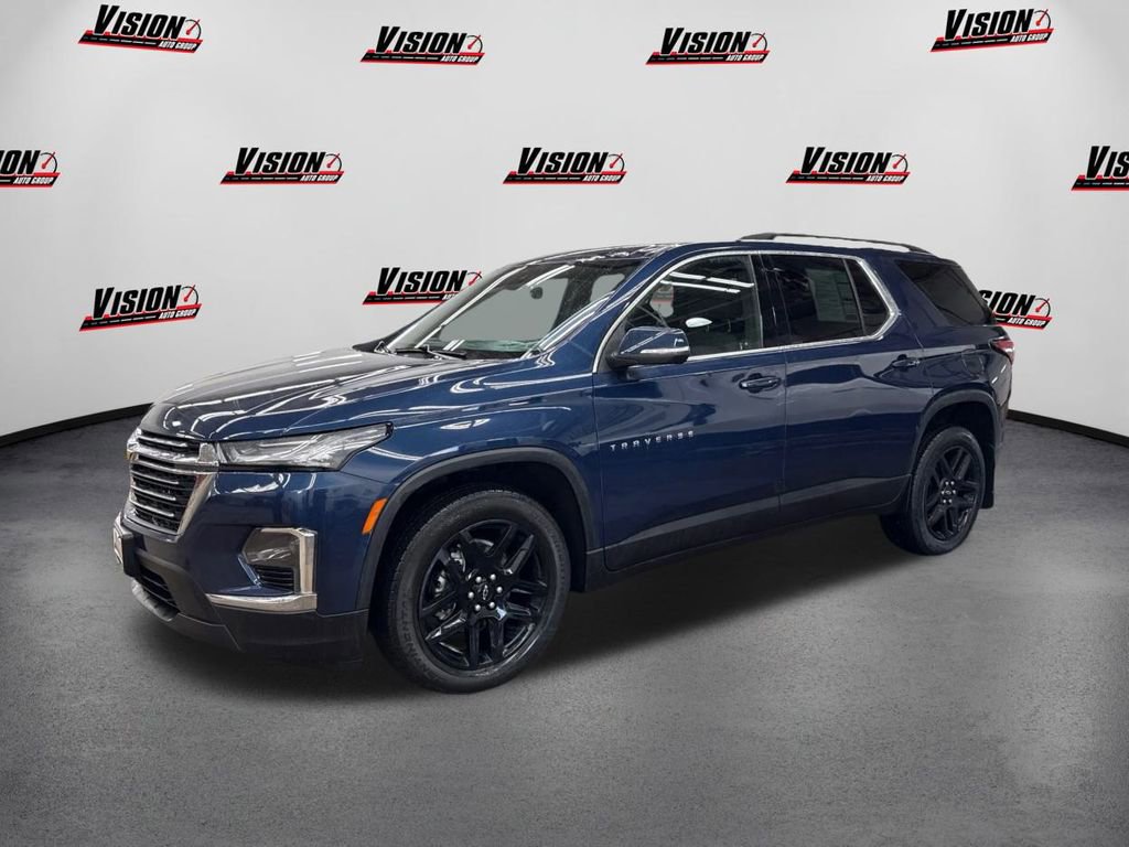 Used 2023 Chevrolet Traverse LT
