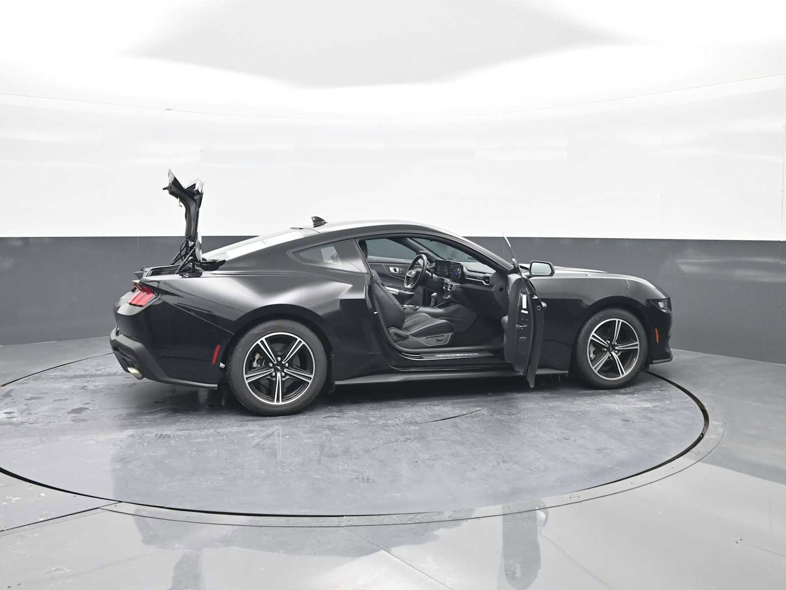 Used 2024 Ford Mustang Premium image 42