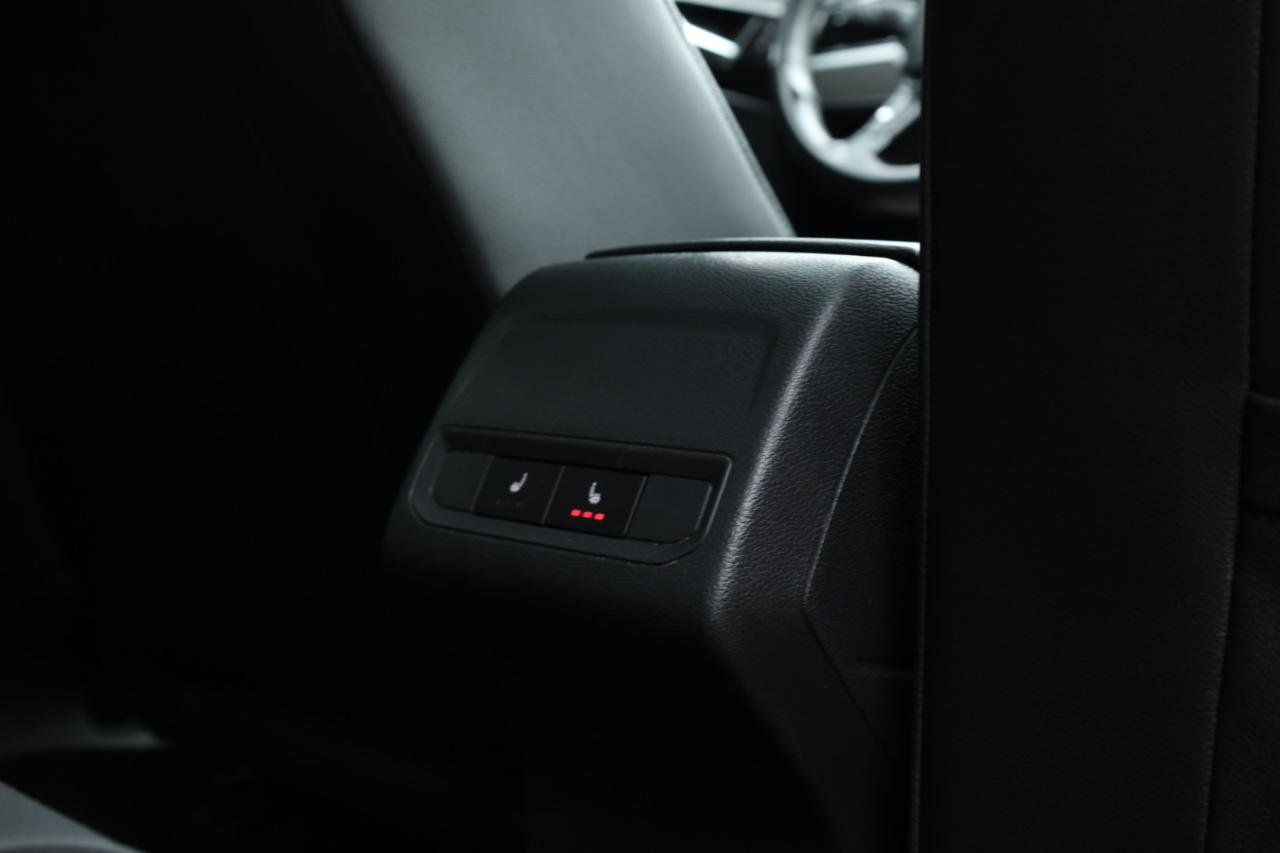 Used 2020 Volkswagen Jetta R-Line w/ R-Line Cold Weather Package image 16