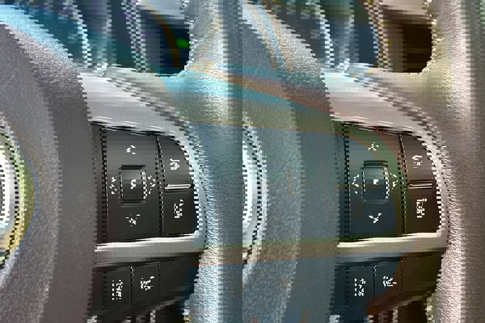 Used 2019 Lexus RX 450h AWD image 31