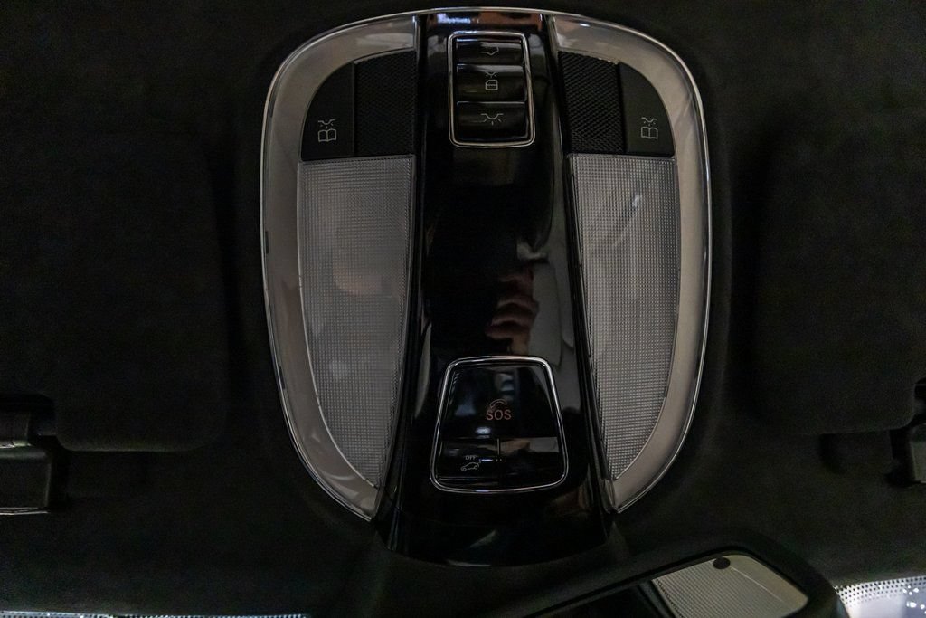 Used 2009 Maybach 62 S RWD image 84