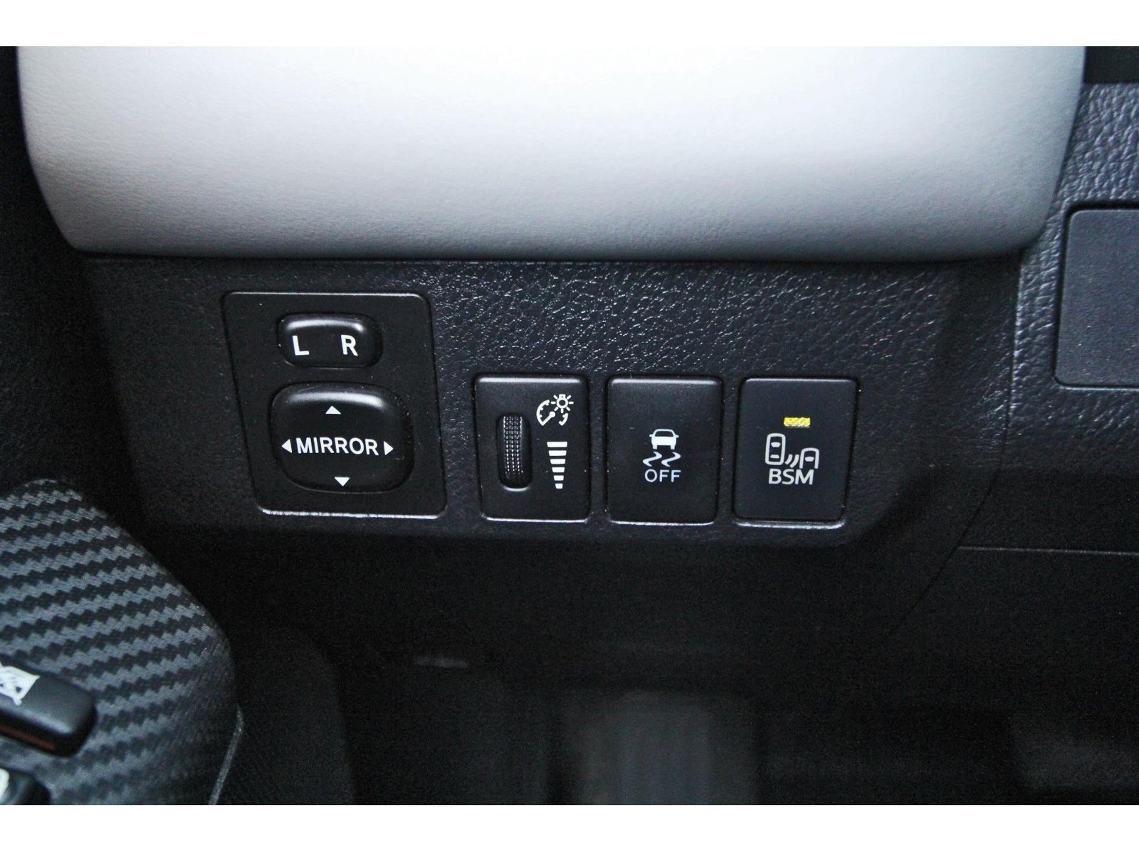 Used 2013 Toyota RAV4 Limited FWD image 20