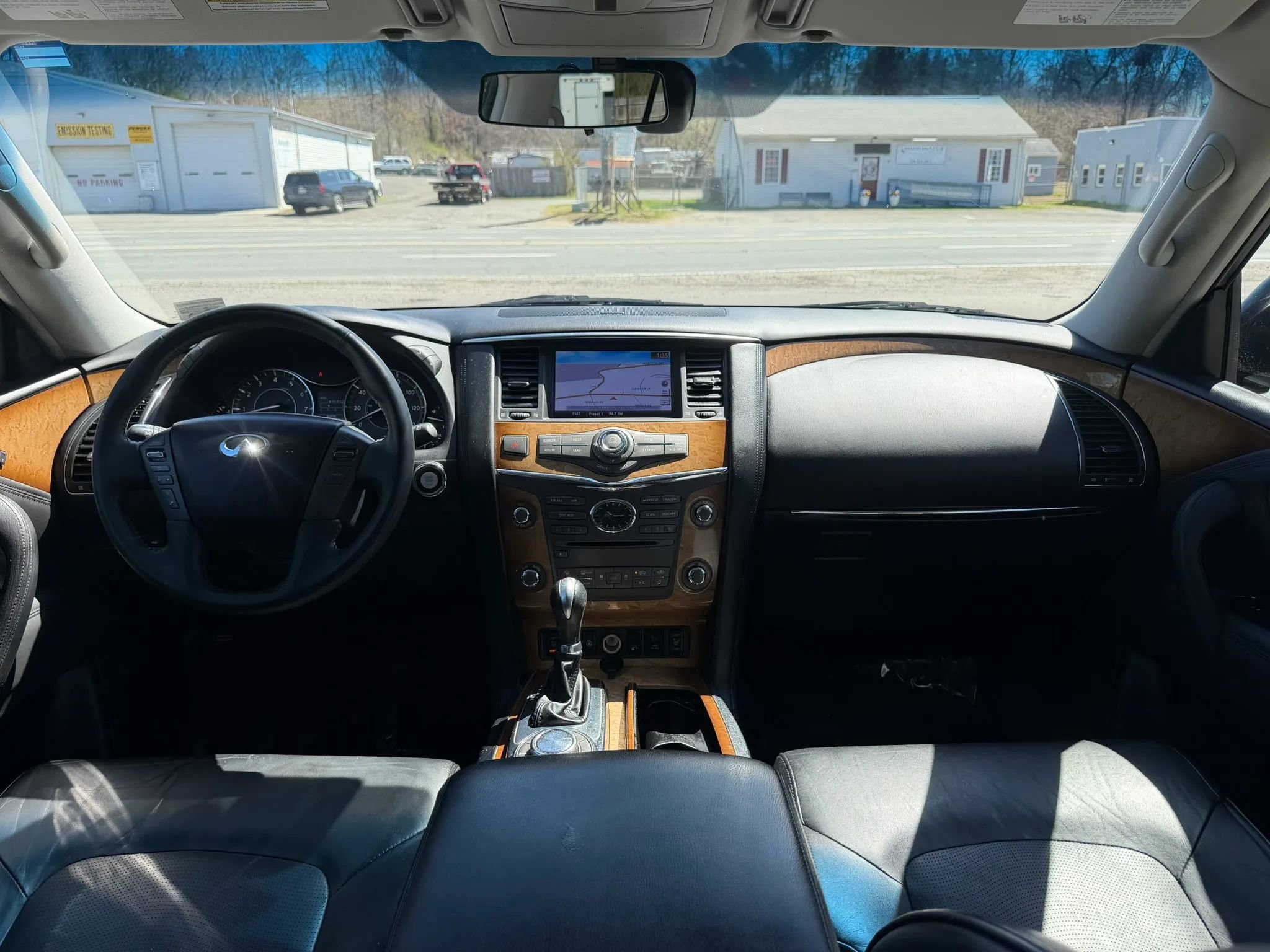 Used 2012 INFINITI QX56 4WD w/ Theater Pkg image 34