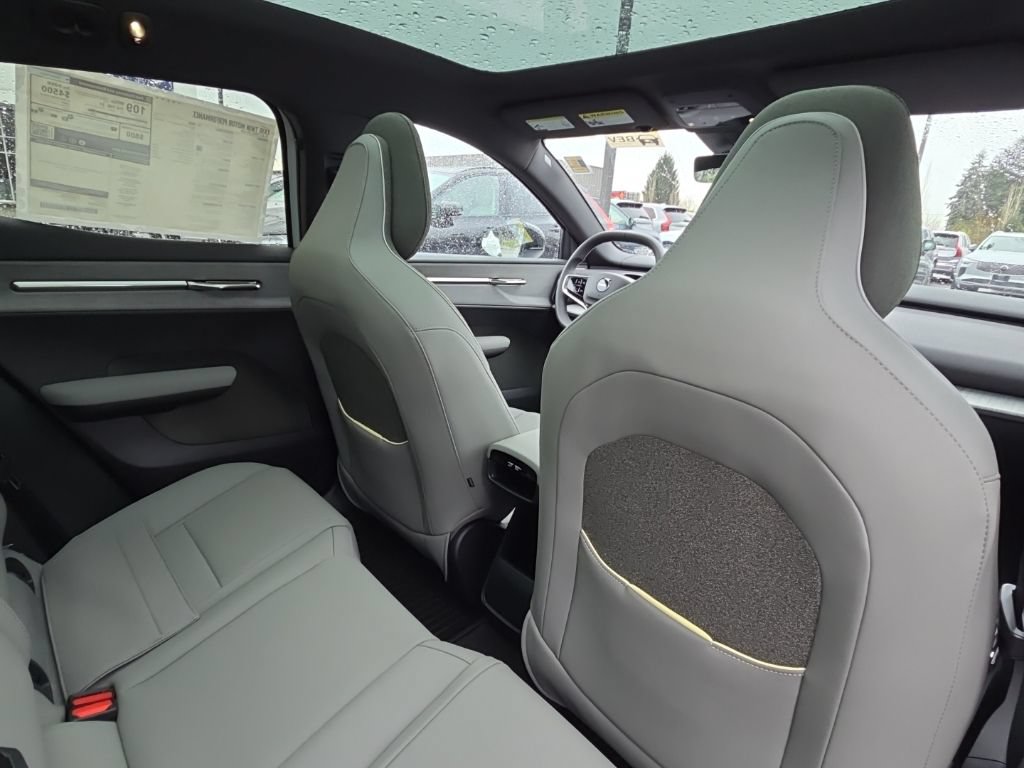 New 2026 Volvo EX30 Plus w/ Protection Package Premier AWD/4WD image 8