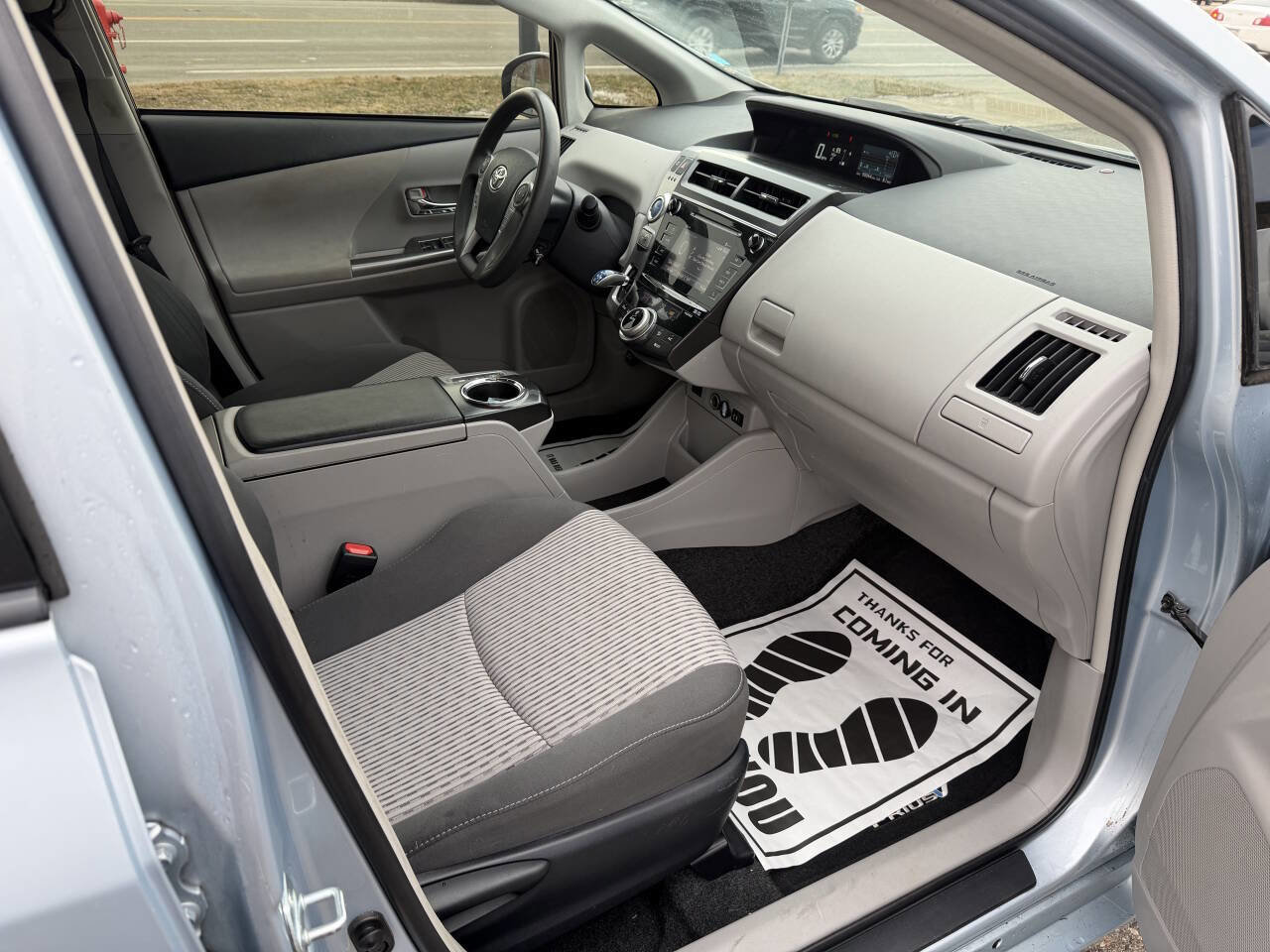 Used 2015 Toyota Prius V Two image 5