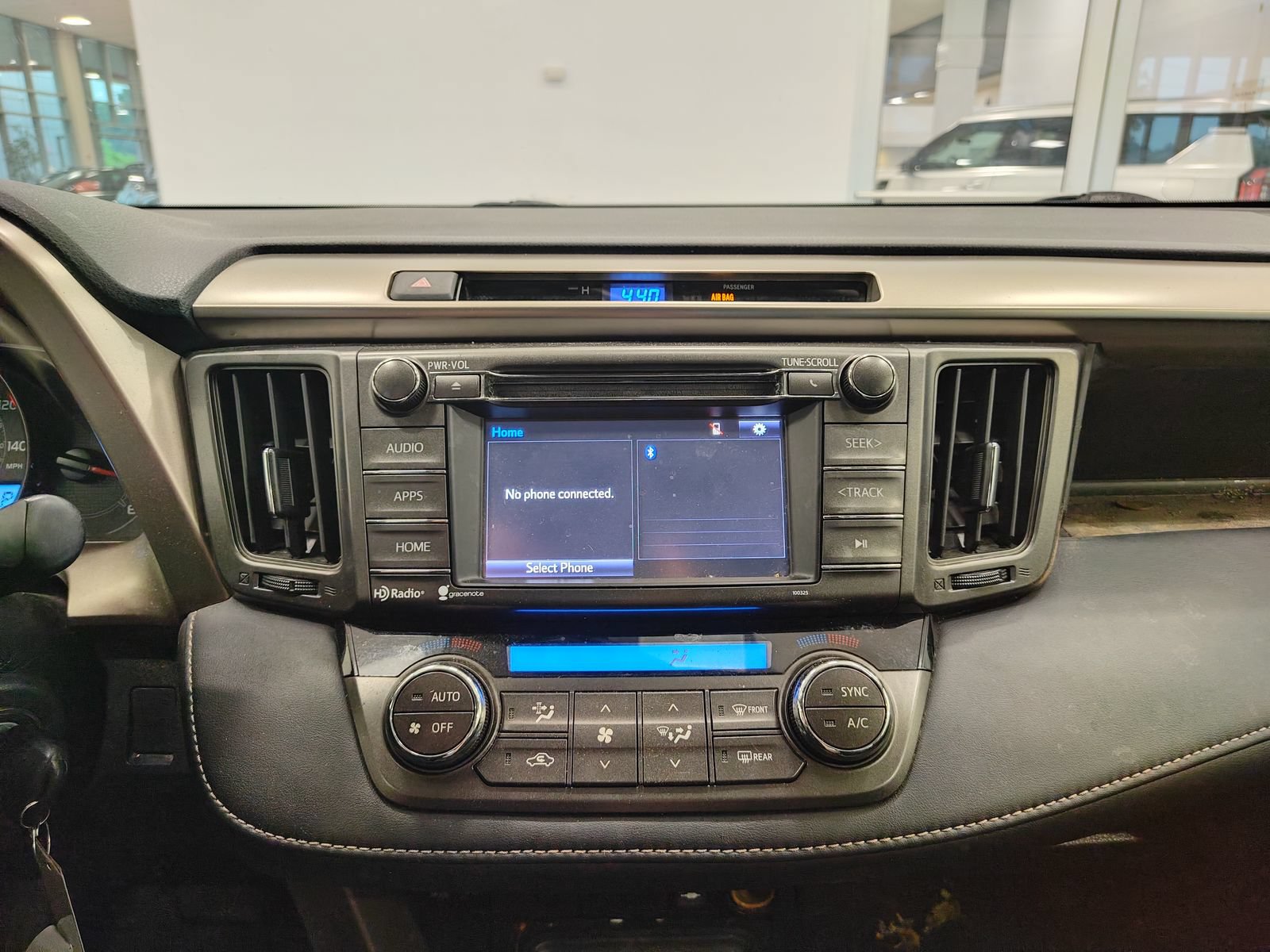 Used 2014 Toyota RAV4 XLE AWD/4WD image 13