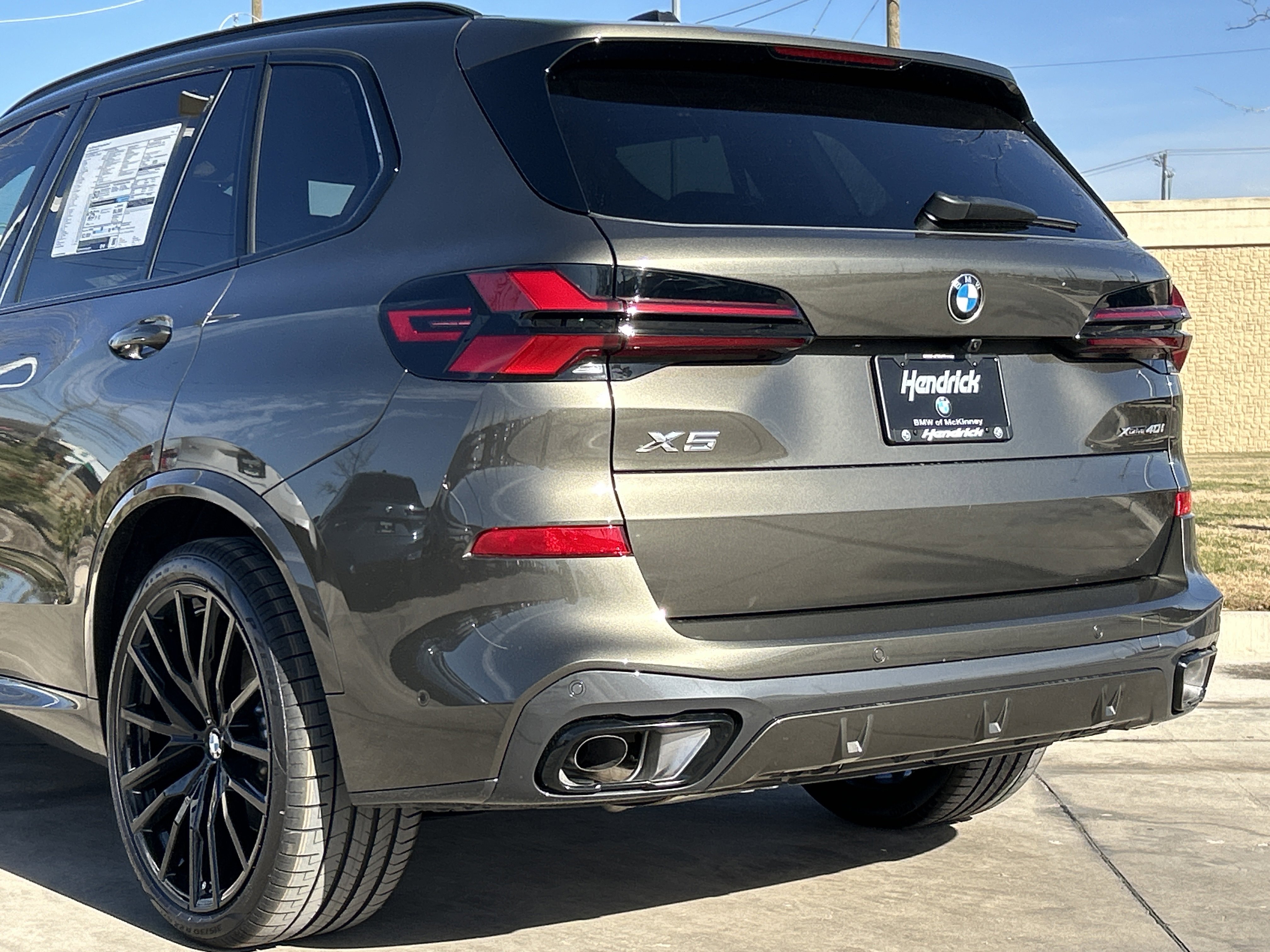 New 2026 BMW X5 xDrive40i w/ M Sport Package image 5