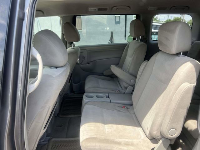 Used 2016 Nissan Quest SV FWD image 14