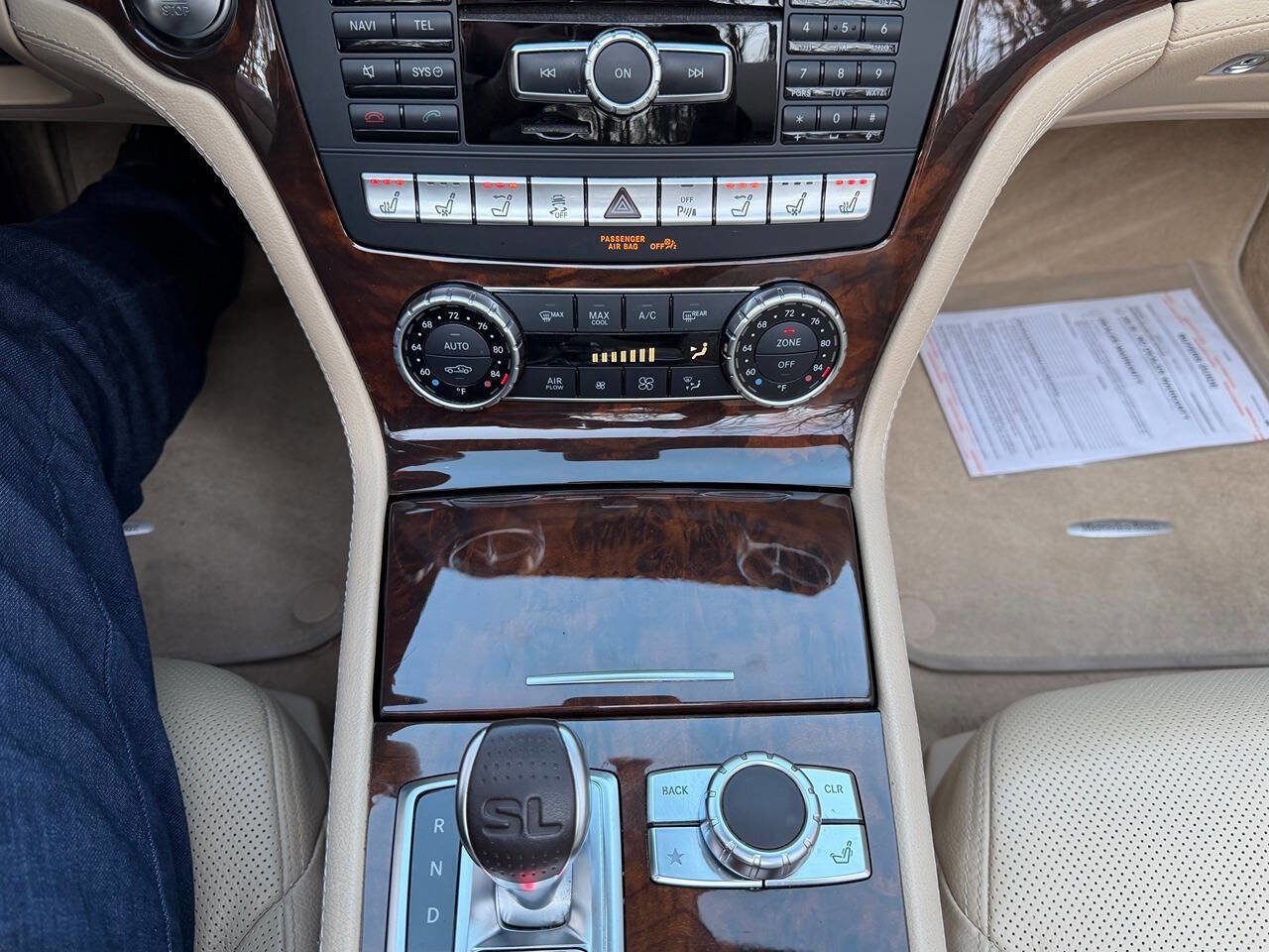 Used 2014 Mercedes-Benz SL 550 w/ Driver Assistance Package image 21