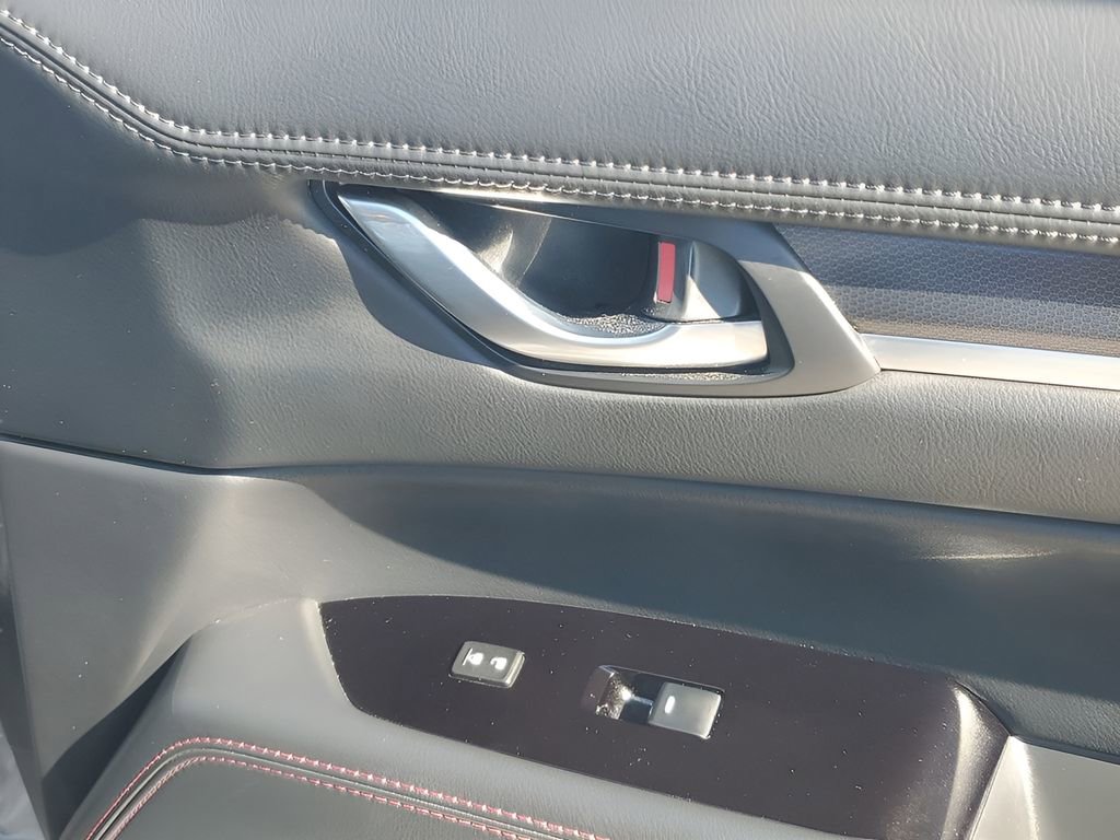 Used 2025 MAZDA CX-5 Carbon Edition image 50