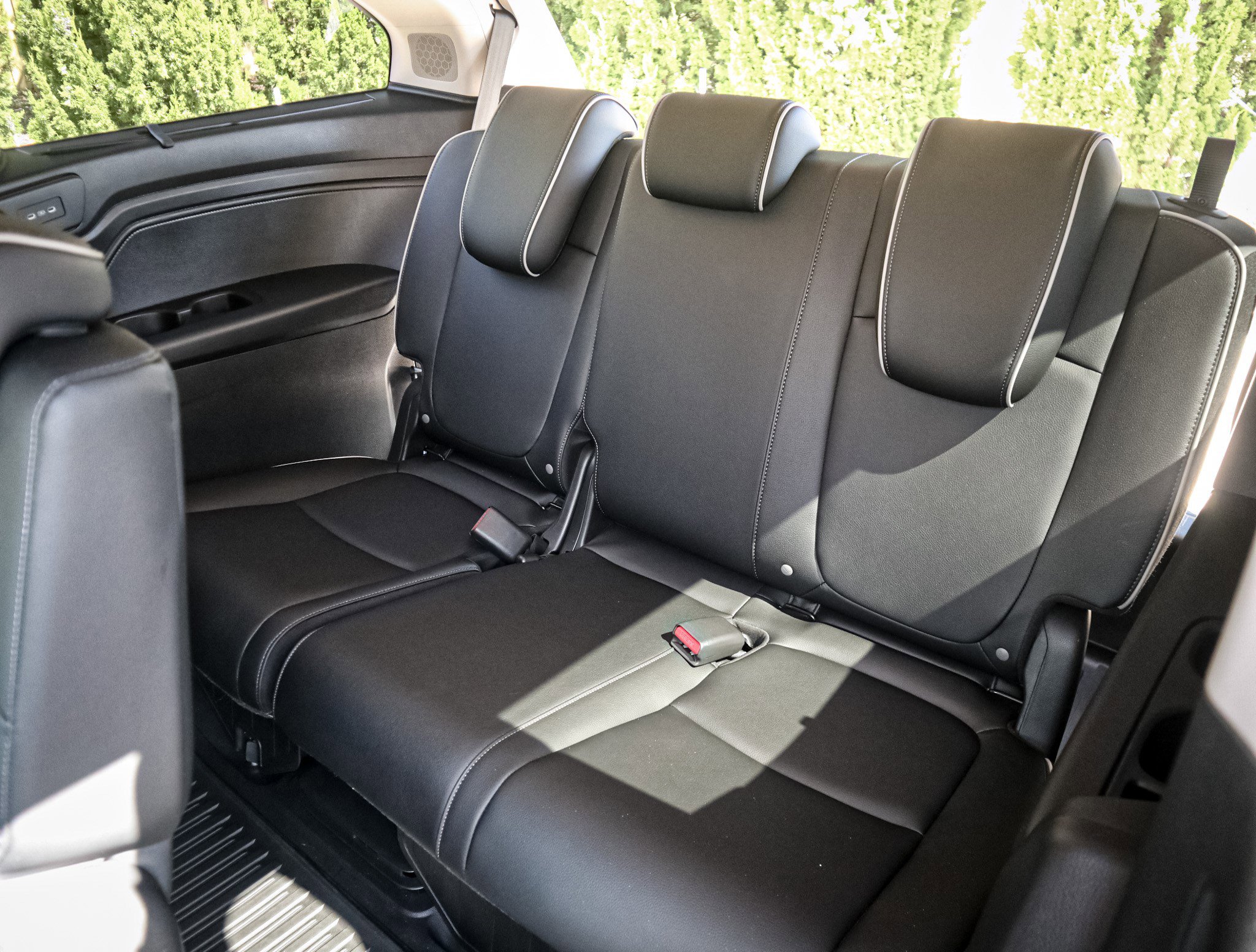 Used 2025 Honda Odyssey Elite image 32