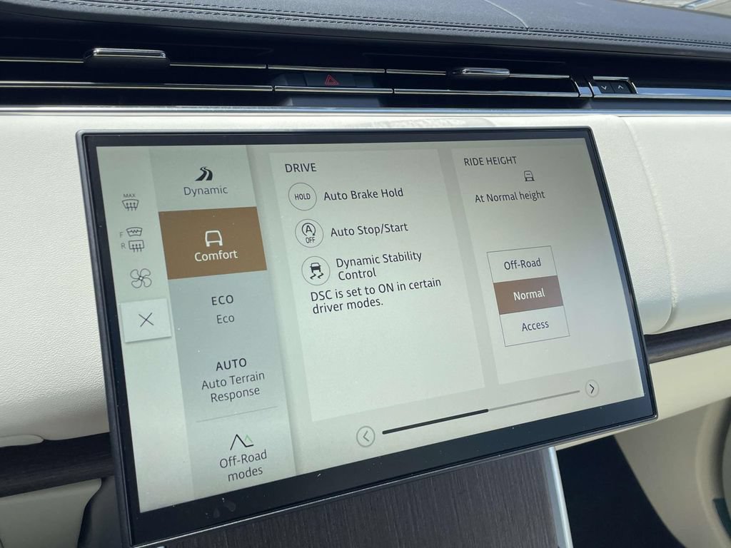 New 2026 Land Rover Range Rover SE AWD/4WD image 28