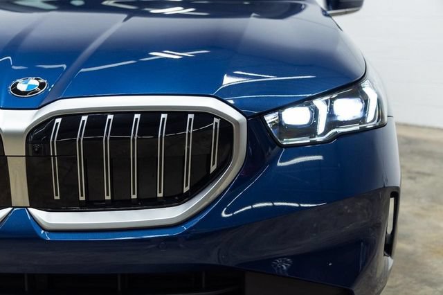 Certified 2026 BMW 530i xDrive AWD/4WD image 7