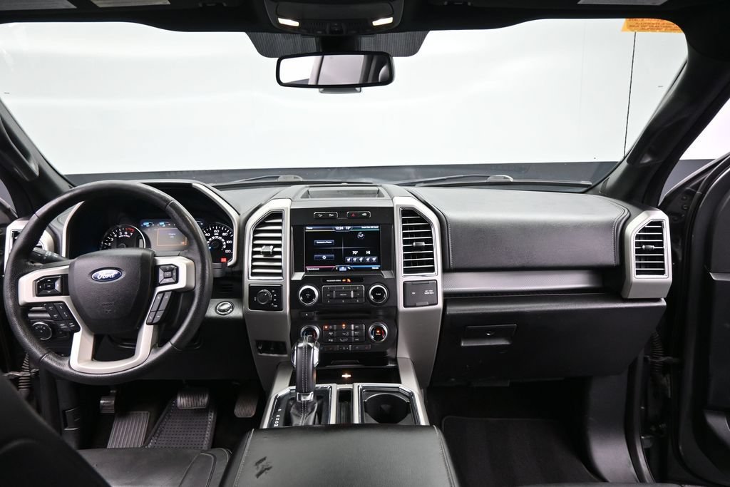 Used 2015 Ford F150 Lariat w/ Equipment Group 502A Luxury AWD/4WD image 20