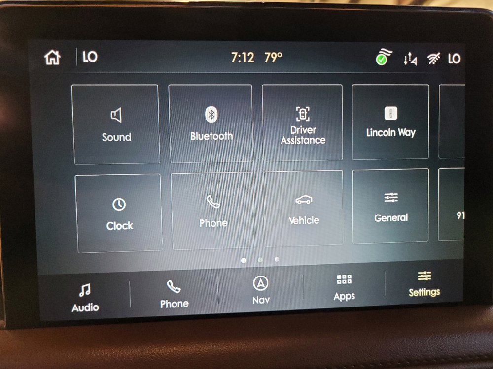 Used 2022 Lincoln Aviator Reserve w/ Equipment Group 201A RWD image 25