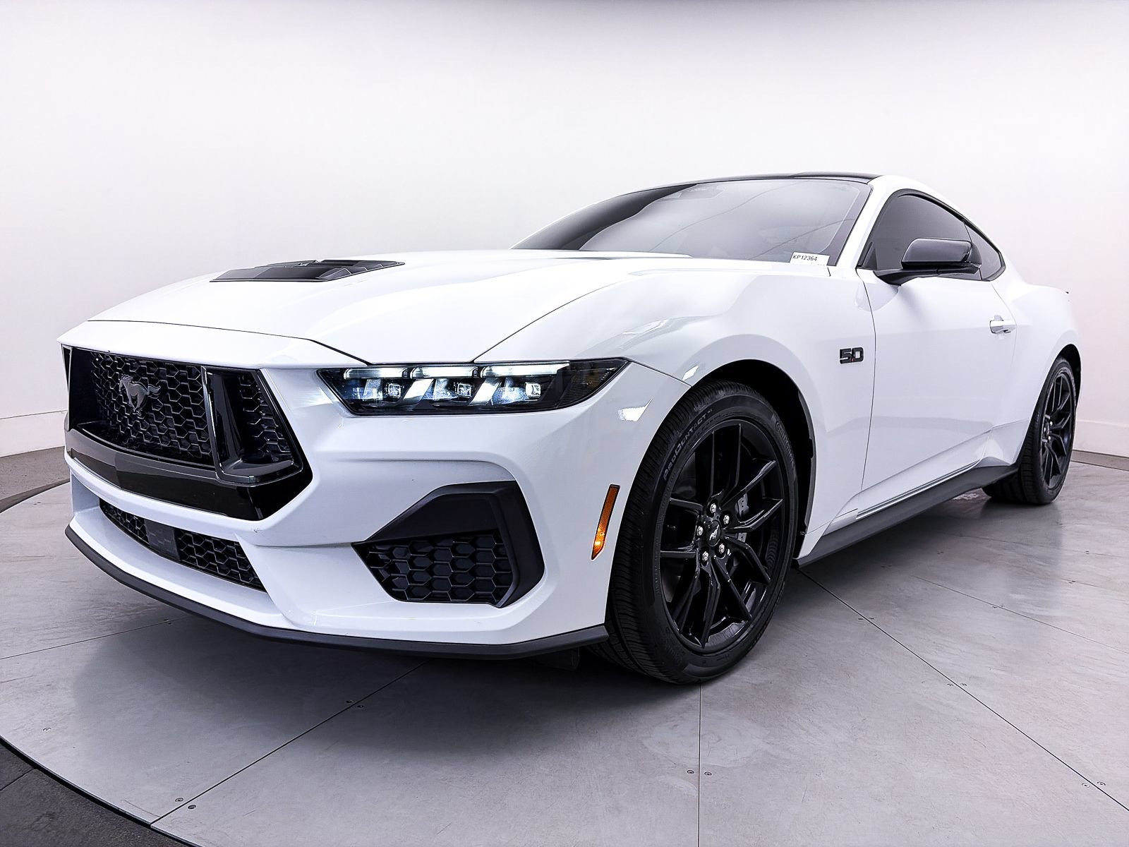 Used 2025 Ford Mustang GT Premium RWD image 16