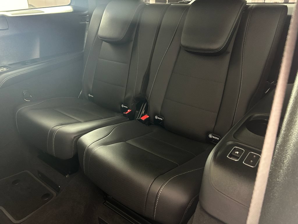 Used 2025 Mercedes-Benz GLS 450 4MATIC image 29