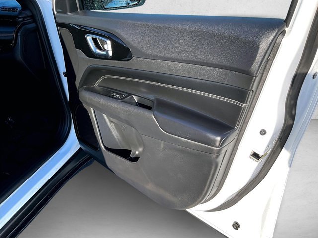 Used 2022 Jeep Compass Altitude image 19