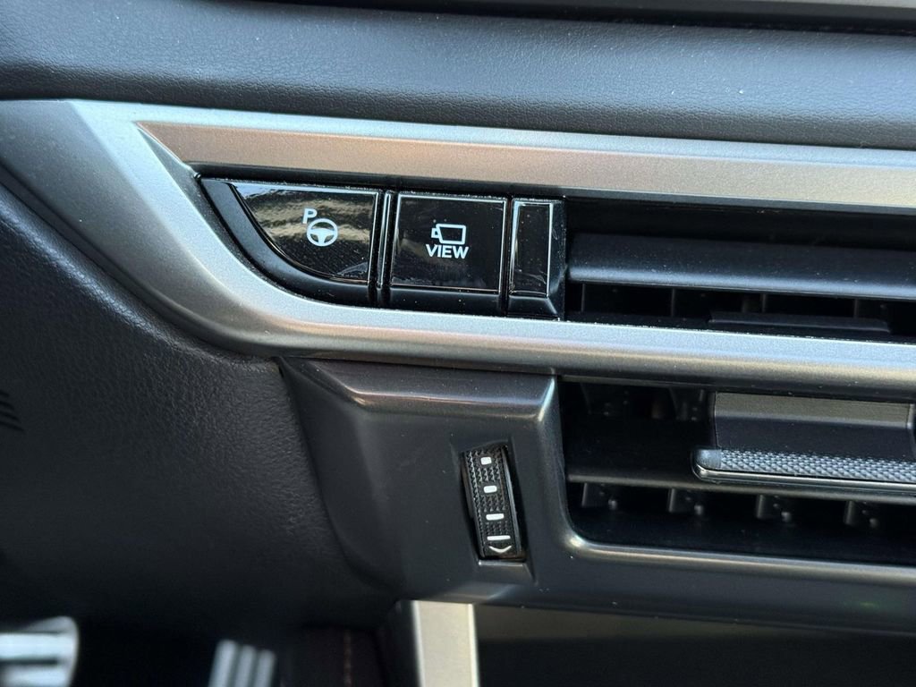 Used 2024 Lexus RX 500h F Sport w/ Convenience Package image 25