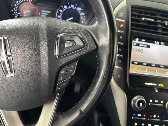 Used 2019 Lincoln MKC Select w/ MKC Climate Package image 16