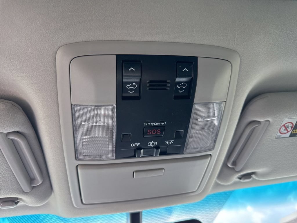 Used 2014 Lexus GX 460 AWD/4WD image 19