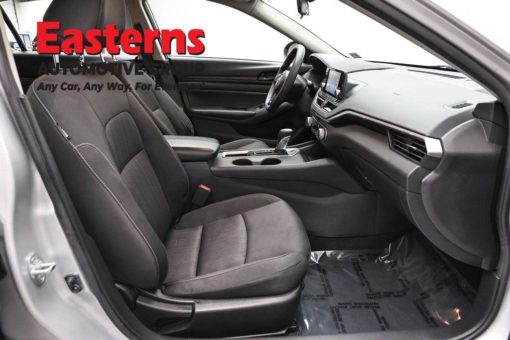 Used 2023 Nissan Altima 2.5 S FWD image 23