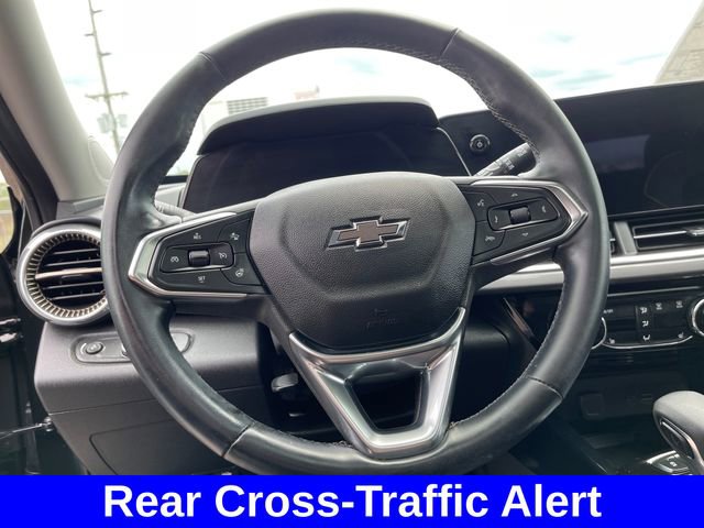 Used 2024 Chevrolet Trax ACTIV w/ Sunroof Package FWD image 17