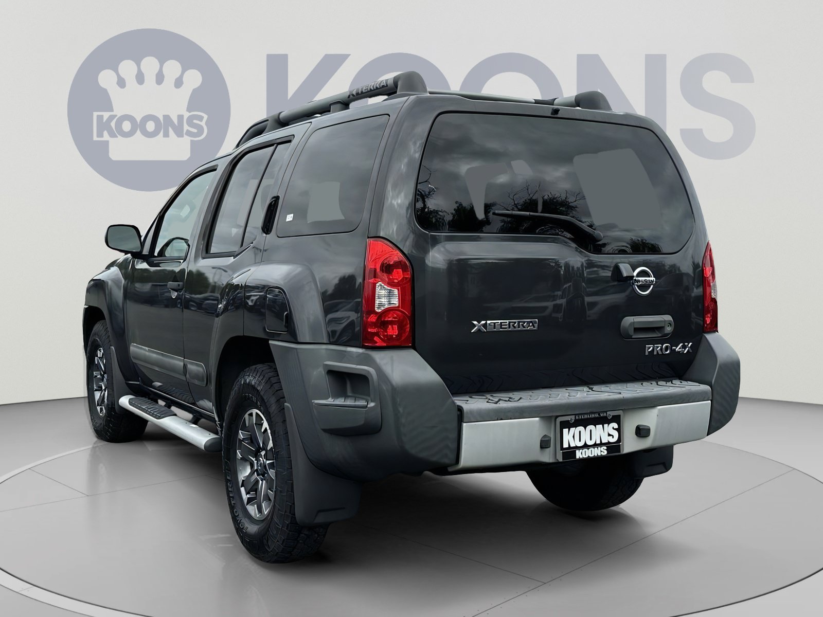 Used 2015 Nissan Xterra PRO-4X AWD/4WD image 8