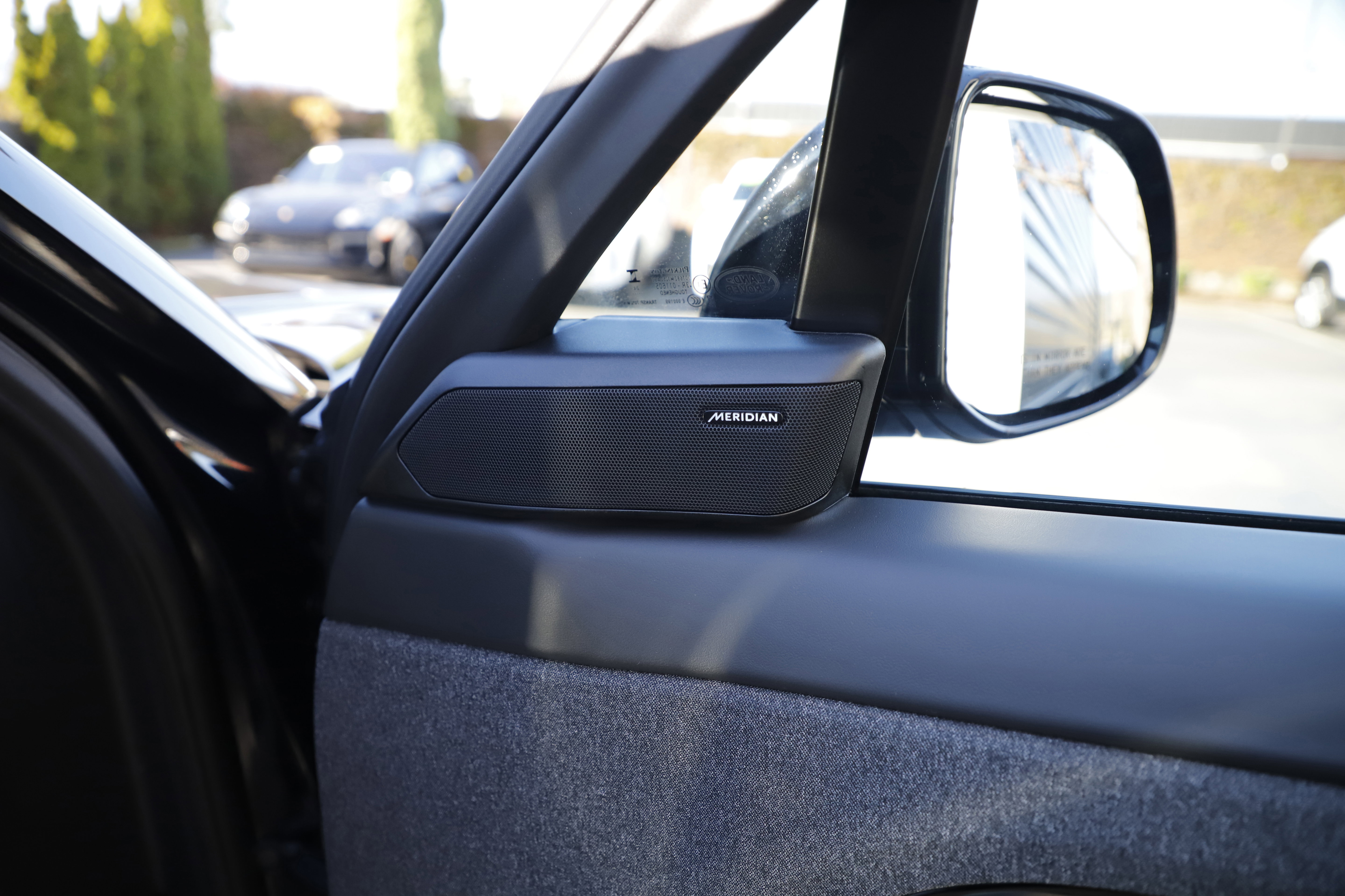 Certified 2025 Land Rover Range Rover Sport image 9