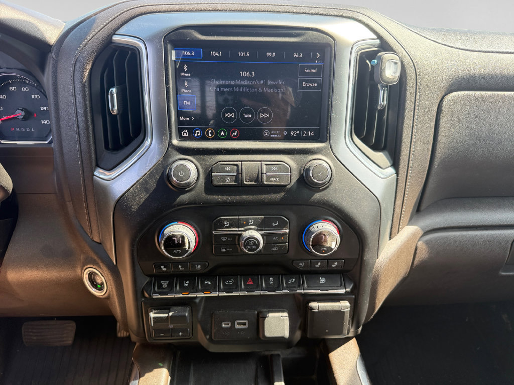 Used 2022 Chevrolet Silverado 2500 LTZ w/ LTZ Convenience Package AWD/4WD image 25