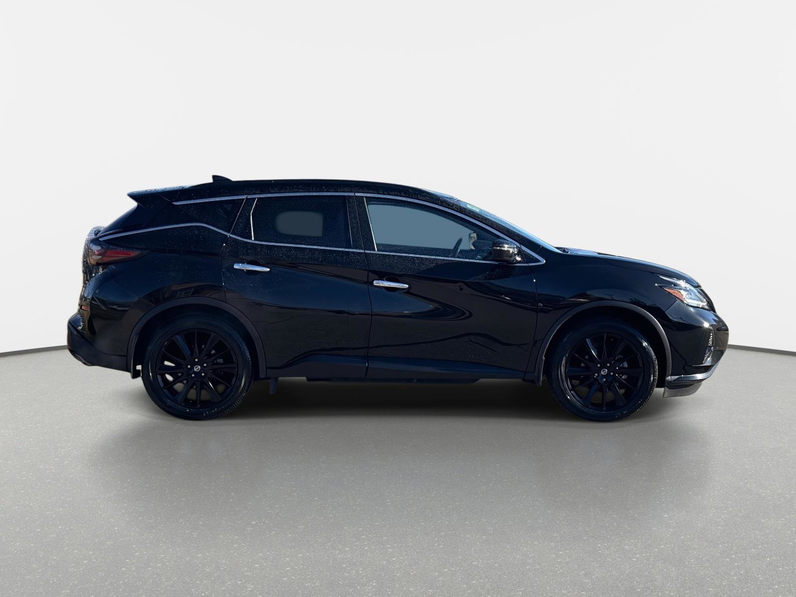 Used 2022 Nissan Murano SV w/ SV Midnight Edition Package image 4