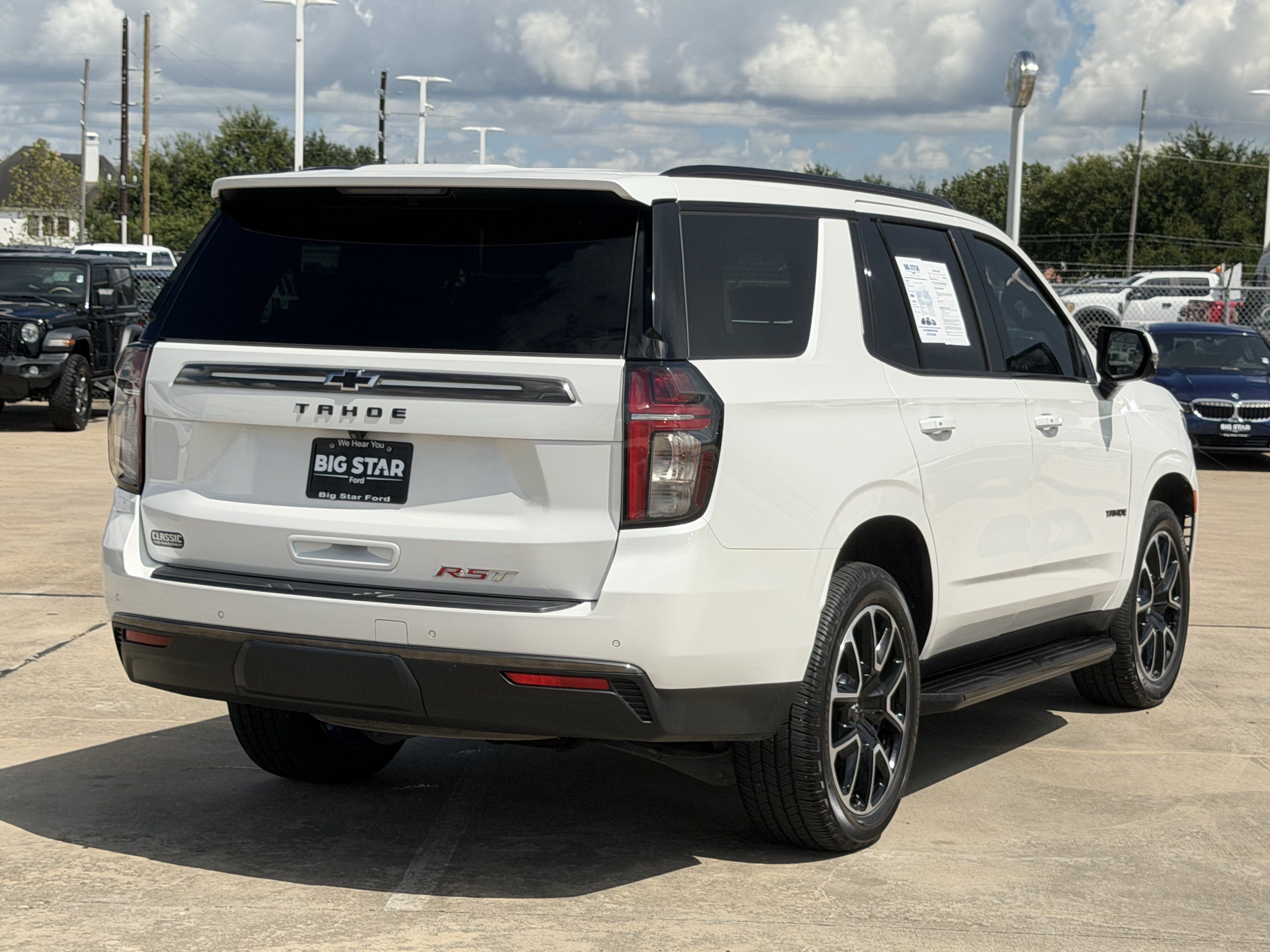 Used 2022 Chevrolet Tahoe RST w/ Luxury Package RWD image 6