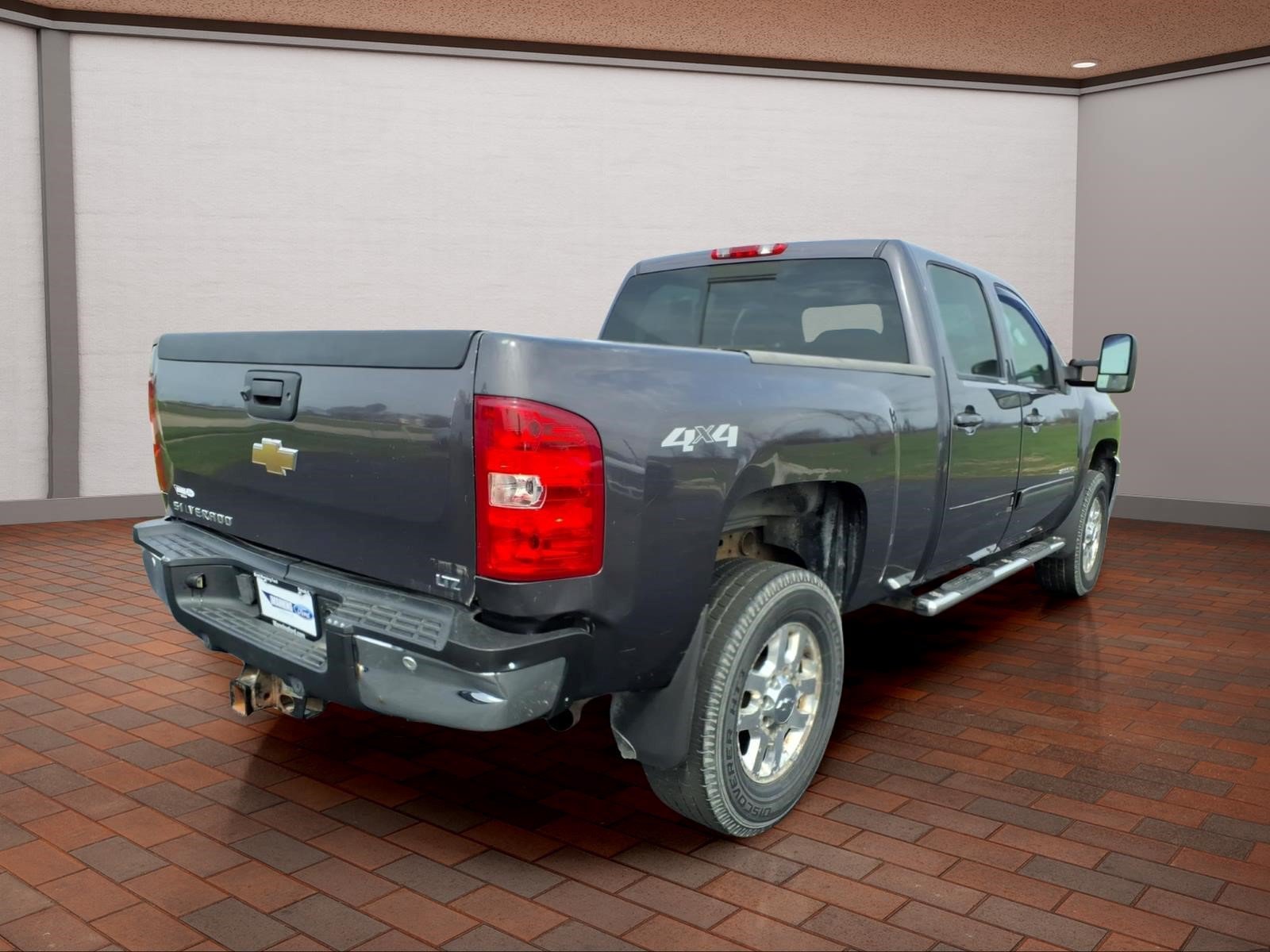 Used 2011 Chevrolet Silverado 2500 LTZ w/ Snow Plow Prep Package AWD/4WD image 8
