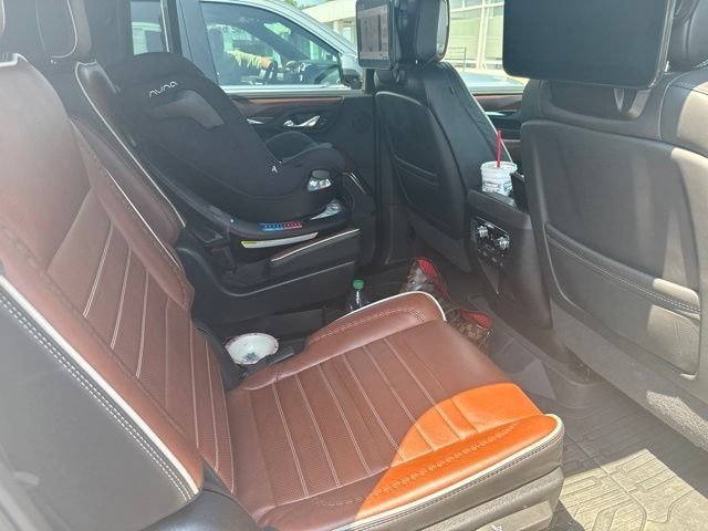 Used 2024 GMC Yukon XL Denali Ultimate AWD/4WD image 26