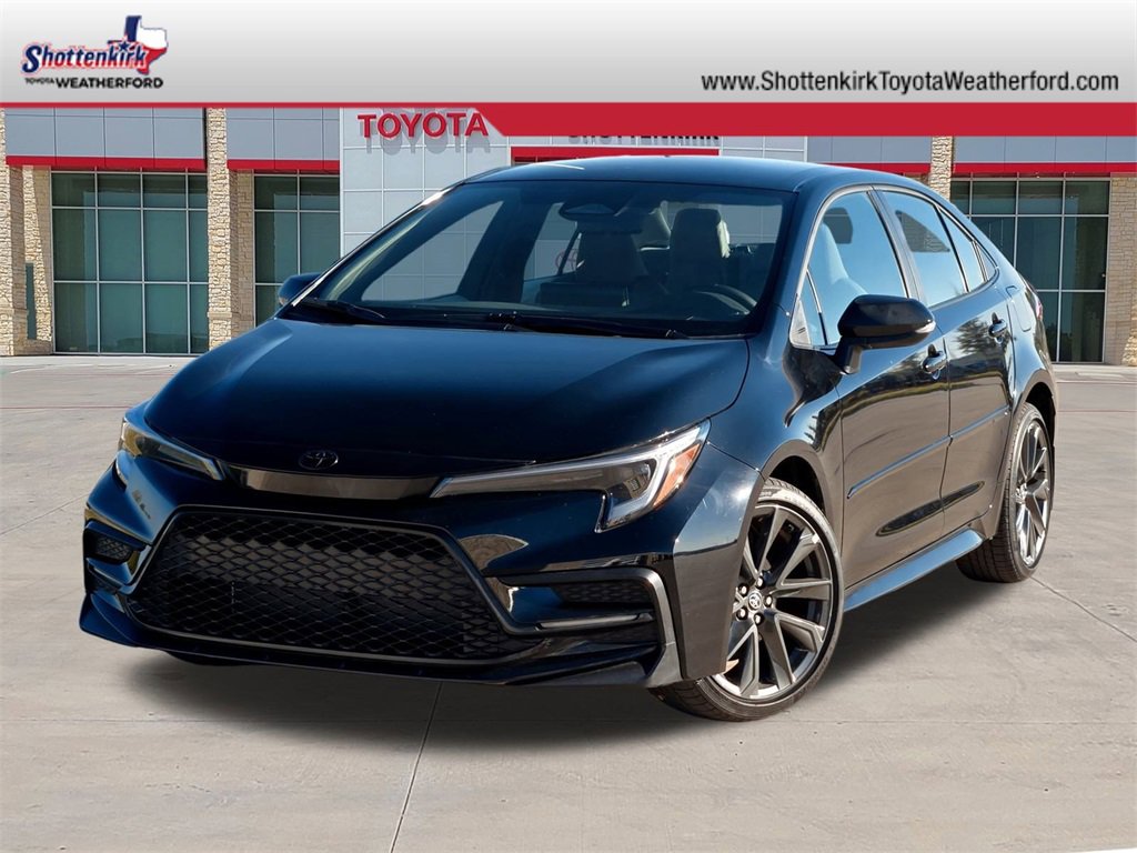 Used 2025 Toyota Corolla SE image 1