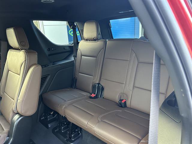 Certified 2024 Chevrolet Tahoe High Country AWD/4WD image 31