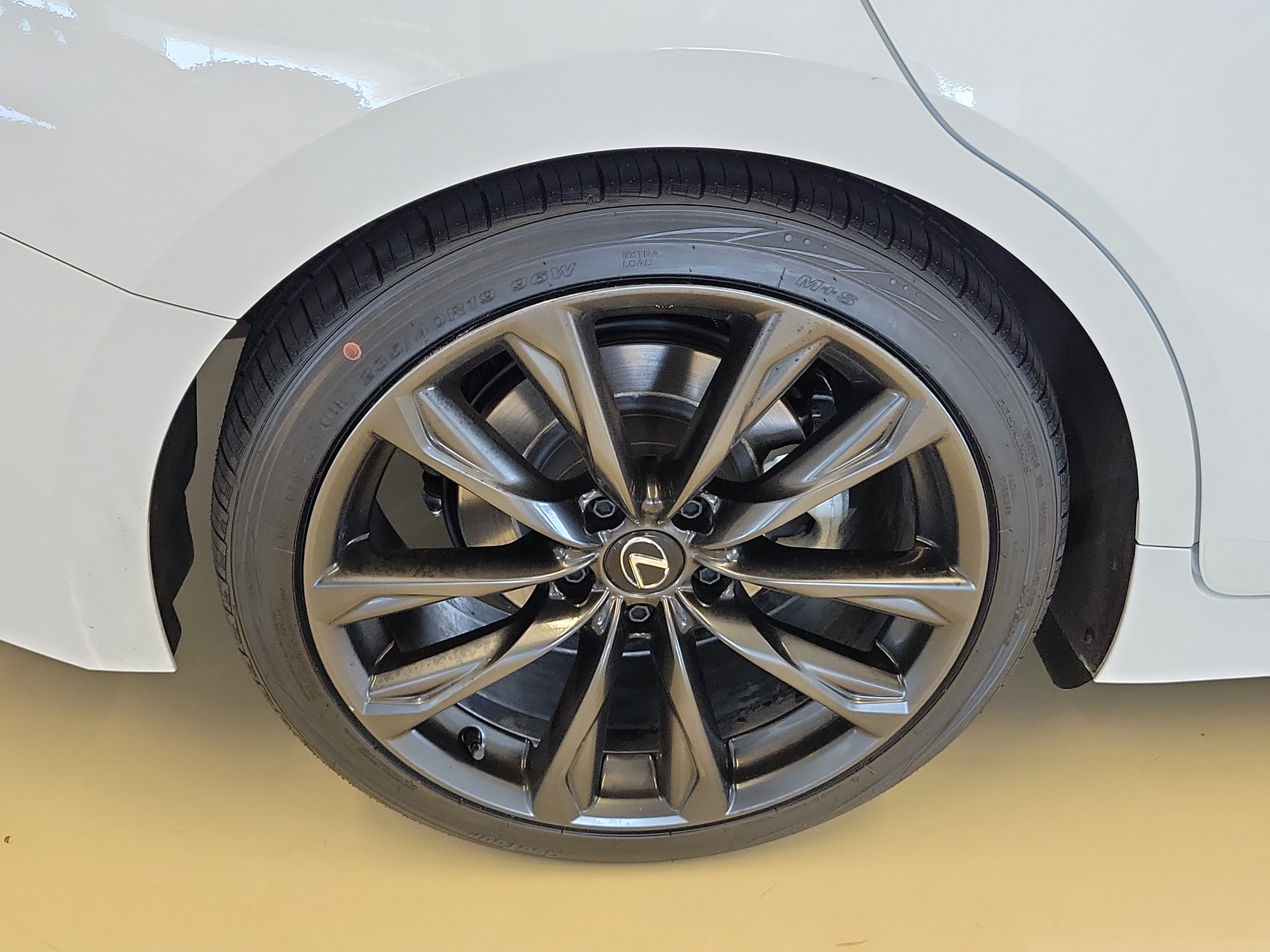 Used 2025 Lexus IS 350 F Sport RWD image 9