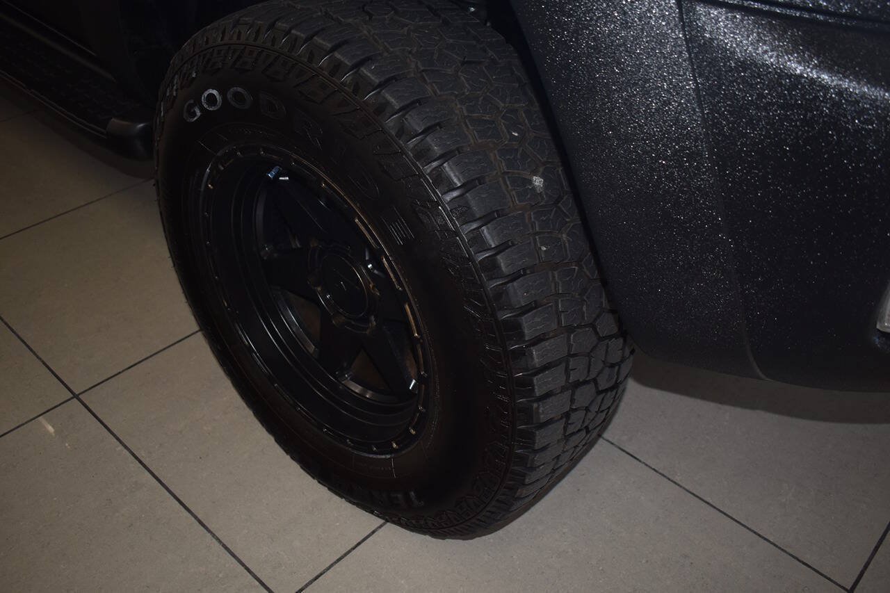 Used 2003 Toyota 4Runner SR5 AWD/4WD image 18