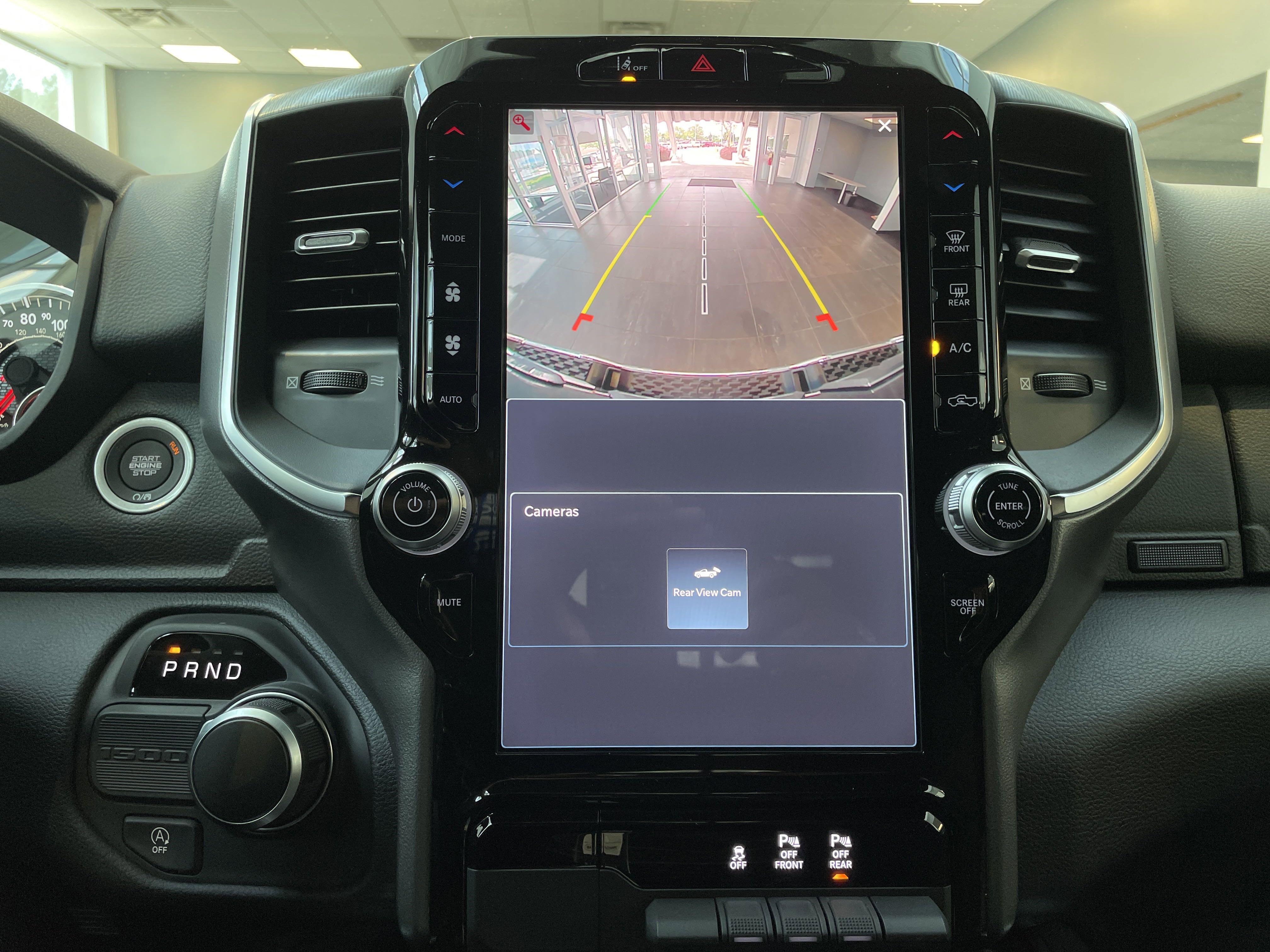 Certified 2025 RAM 1500 Big Horn image 24