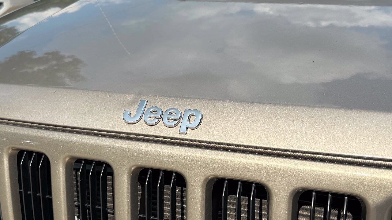 Used 2006 Jeep Commander 2WD image 31