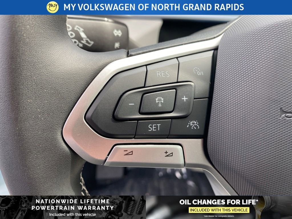 New 2026 Volkswagen Taos SE AWD/4WD image 11