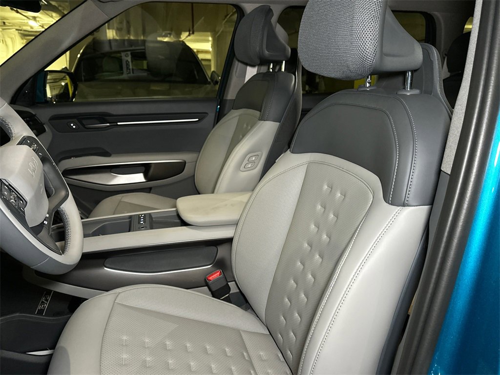 New 2026 Kia EV9 Wind image 20