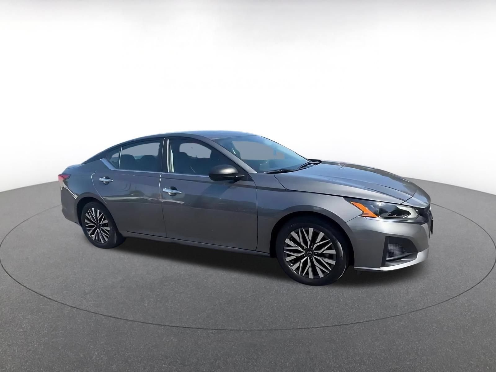 Used 2025 Nissan Altima 2.5 SV FWD video 2