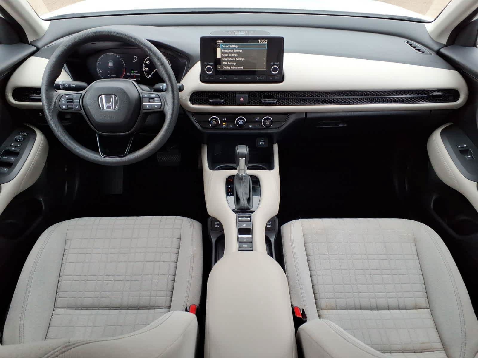 Used 2025 Honda HR-V LX image 9