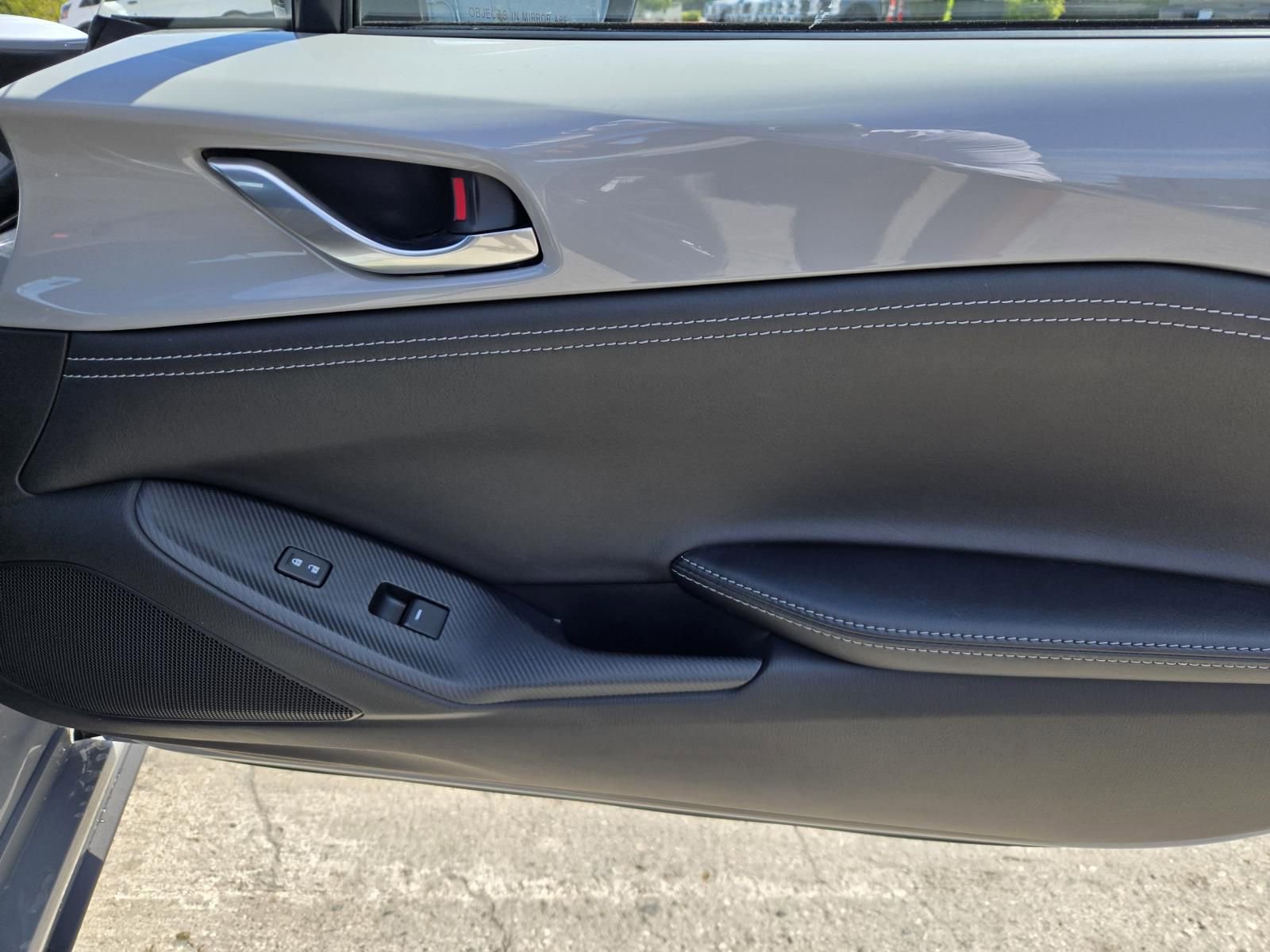 Used 2024 MAZDA MX-5 Miata Club w/ Interior Package image 30